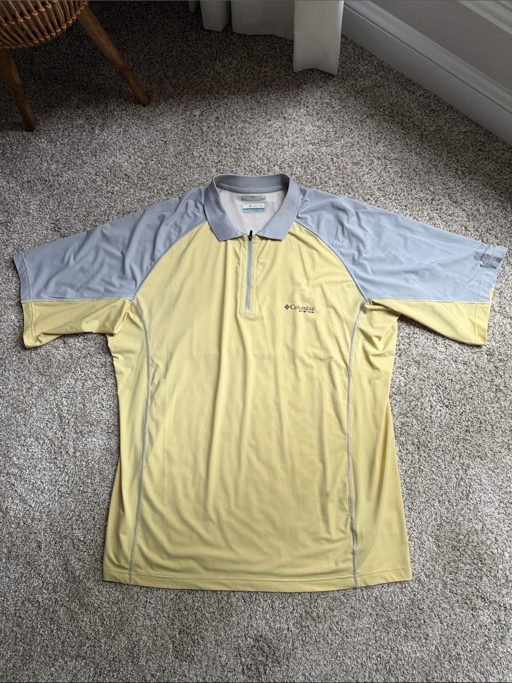 COLUMBIA PFG Men’s Pale Yellow/Light Gray Zip-Front Performance Polo